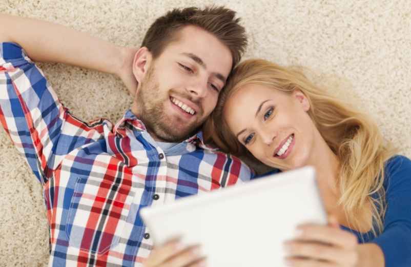 Prime d'activité pour un couple avec deux salaires : les plafonds à ne pas dépasser