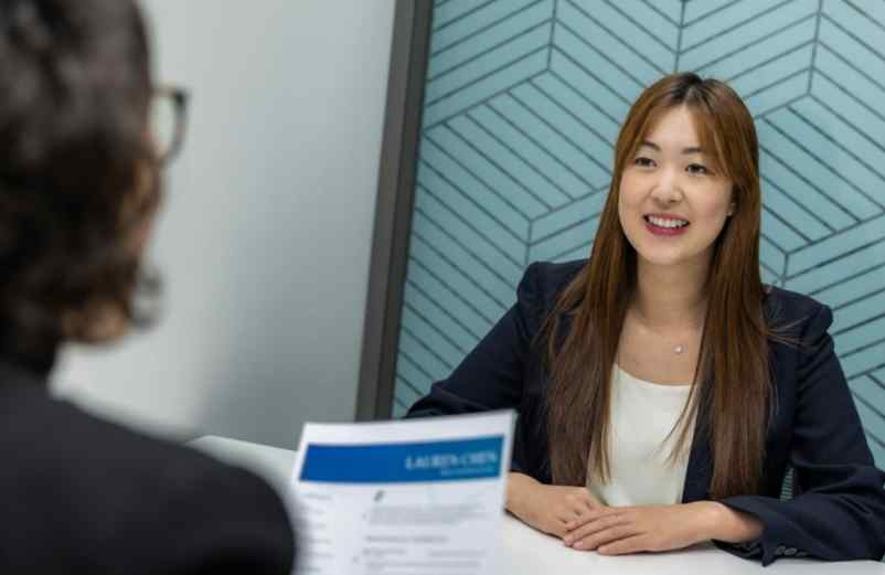 5 qualités et 5 défauts à citer en entretien d’embauche (exemples) EKIM Business