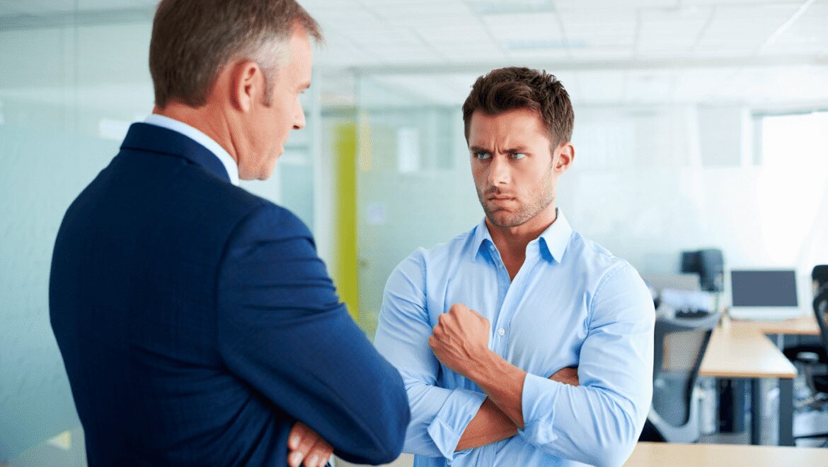 Insubordination au travail : quelles situations peuvent conduire au licenciement ?