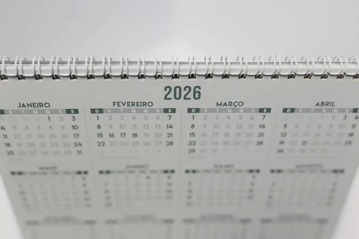Calendrier avec les dates des jours fériés de 2026 pour planifier les congés