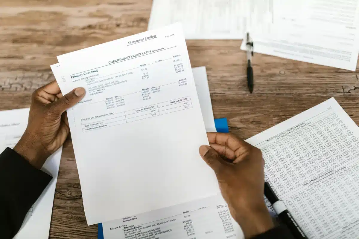 Documents fiscaux et feuille de calcul pour la gestion des taxes GST/HST